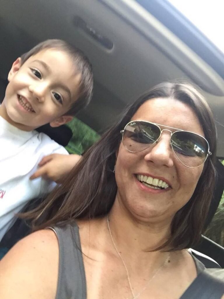 Morrem mulher e filho de executivo em naufrágio no litoral de SP